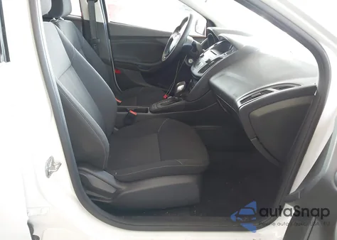 2017 Ford Focus S из США, поврежденный, VIN 1FADP3E26HL215357